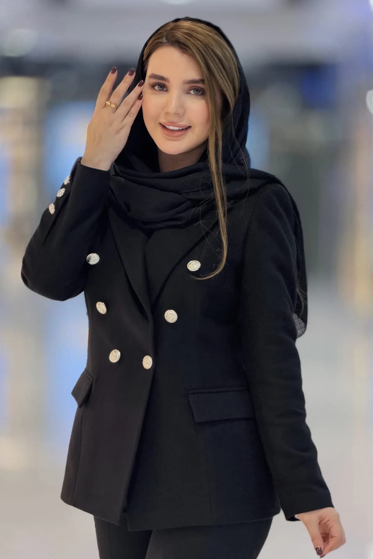 کت نیلا